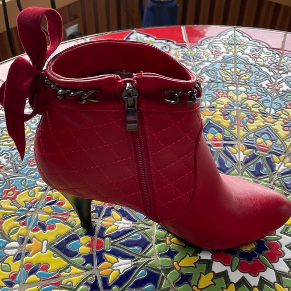 Red Booties - Picture 1 of 6